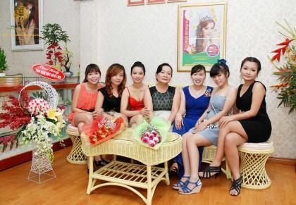 ev-princess-hoi-nghi-khach-hang-01