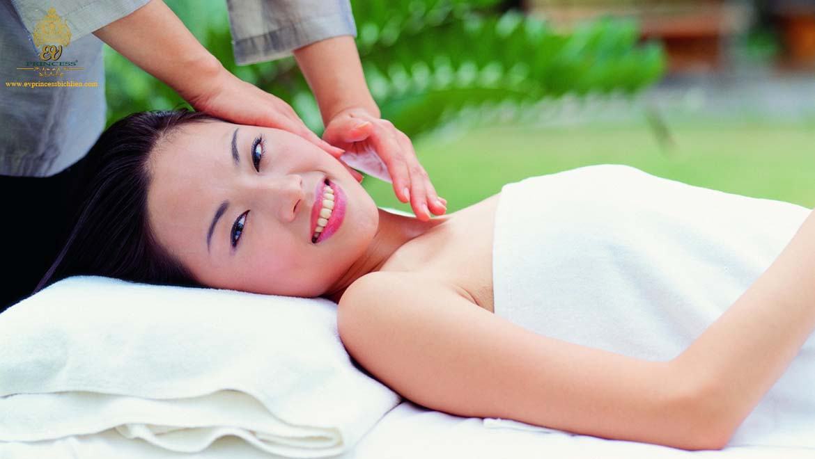 cham soc da mat nuoi duong